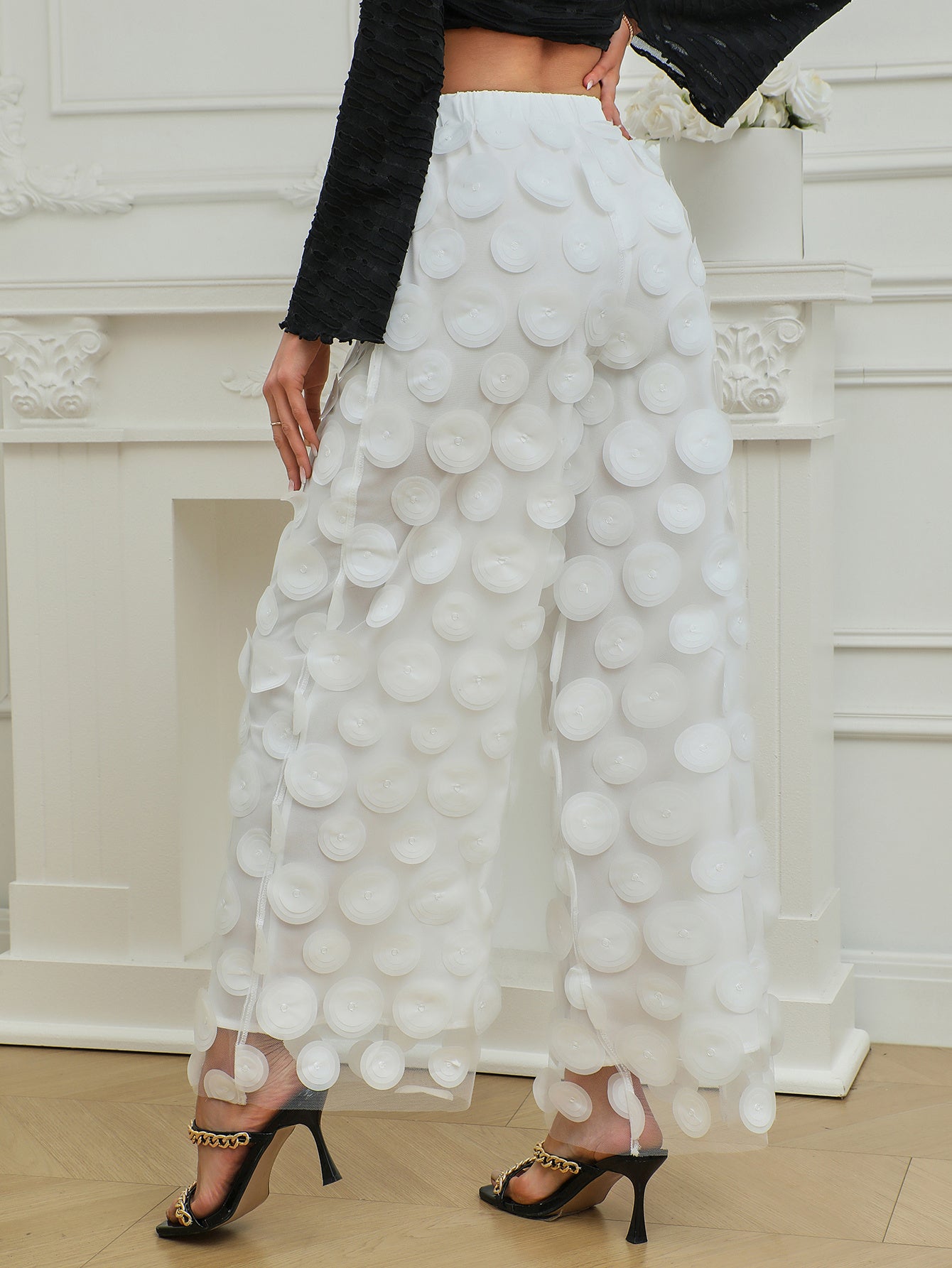 Women’s High-Waist Straight Trousers with Round Cut-Out and Tassel Detail – Elegant Statement Pants
