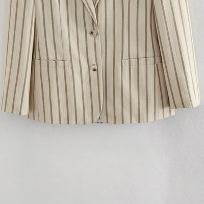 Lady Commute Or High Street Striped Blazer Women's Single-breasted Slim Blazer 2025 Spring Fashion Simple Modern Blazer