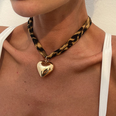 Ingemark Multilayer Velvet Chain Necklace Women 2025 New Fashion Metal Conch Starfish Heart Pendant Neck Jewelry