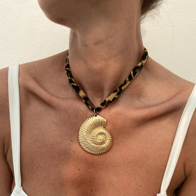 Ingemark Multilayer Velvet Chain Necklace Women 2025 New Fashion Metal Conch Starfish Heart Pendant Neck Jewelry