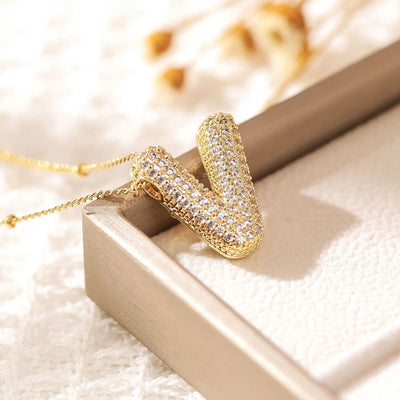 Classics Zircon Inlay Pendant Necklace Gold Colour Women