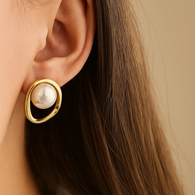 Imitation Pearl Gold Round Stud Earrings
