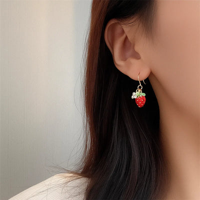 Cute Strawberry Flower Earrings Green Crystal Women Romantic Accessories